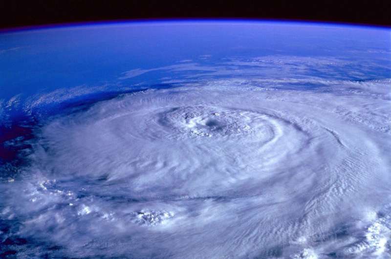 Los huracanes y otros ciclones tropicales vinculados al aumento de muertes en EE. UU. por varias causas importantes