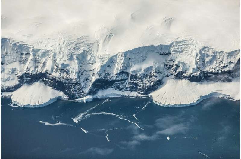Resuelven por qué la Antártida se cubrió de hielo antes que el Ártico