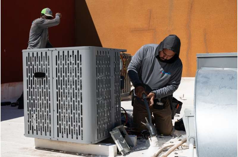 El aire acondicionado salva vidas, pero agrava el calentamiento