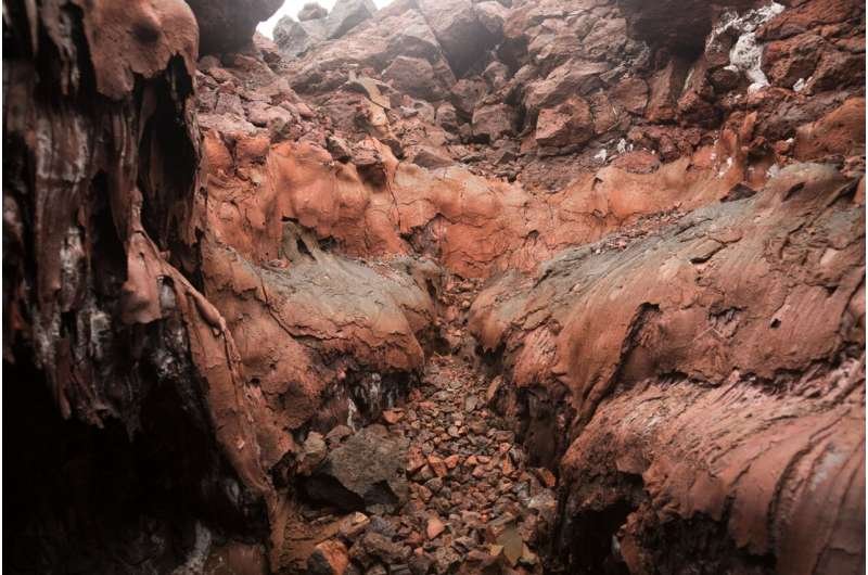 Una inteligencia artificial rastrea minerales críticos dentro de las rocas