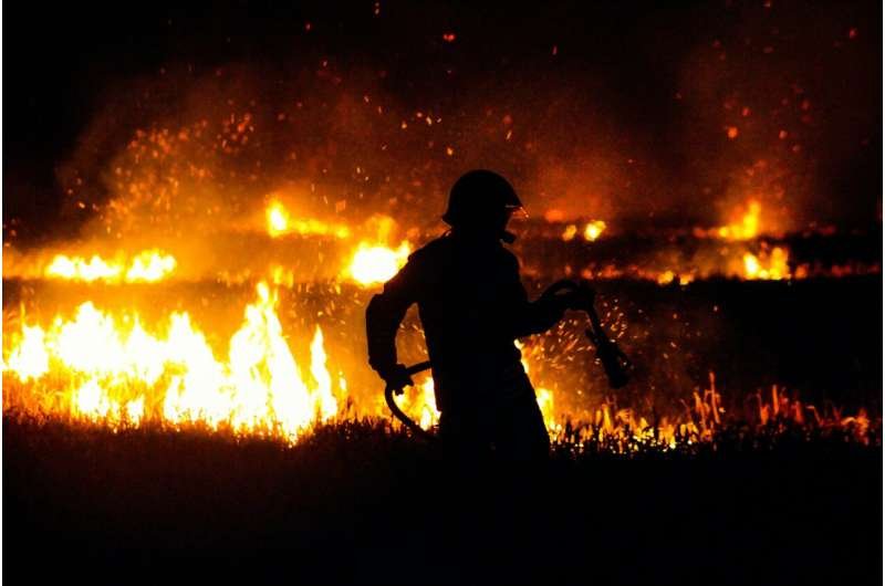 Estados Unidos necesita combinar estrategias contra los incendios