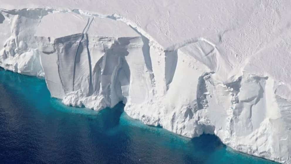 Una polinia de 89.000 km² sorprendió a la Antártida en invierno
