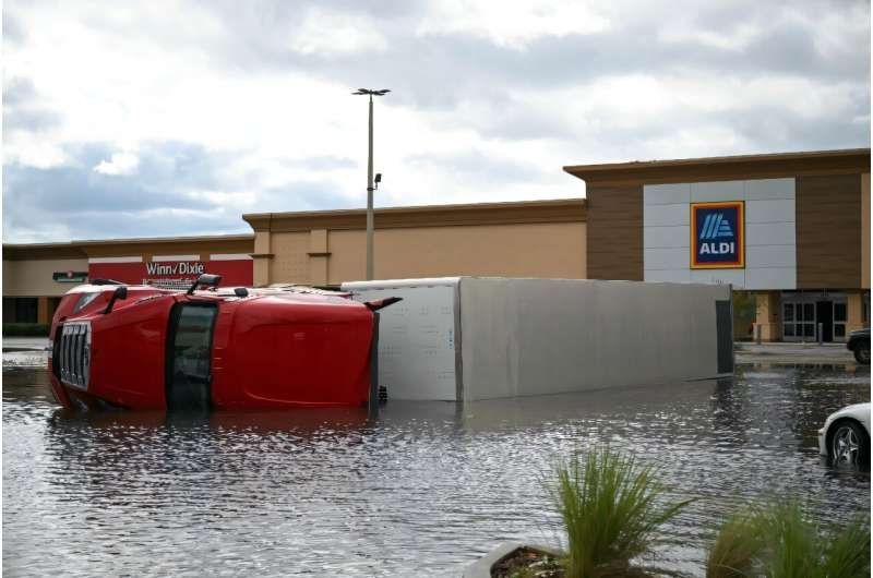 Isaías deja cuatro muertos y riesgo de inundaciones en Estados Unidos